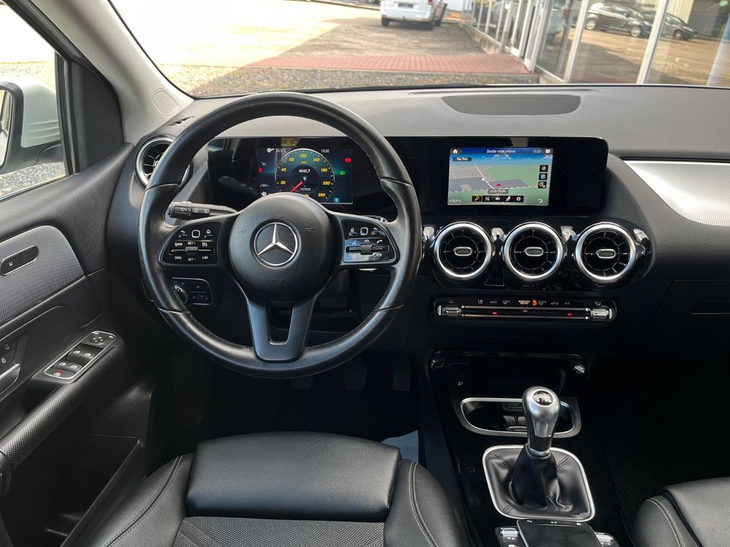 Mercedes-Benz B 180 2021