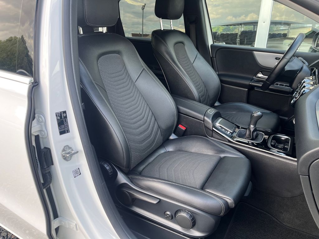 Mercedes-Benz B 180 2021