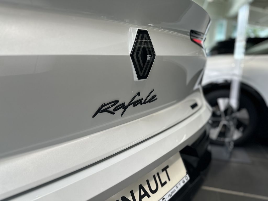 Renault Rafale
