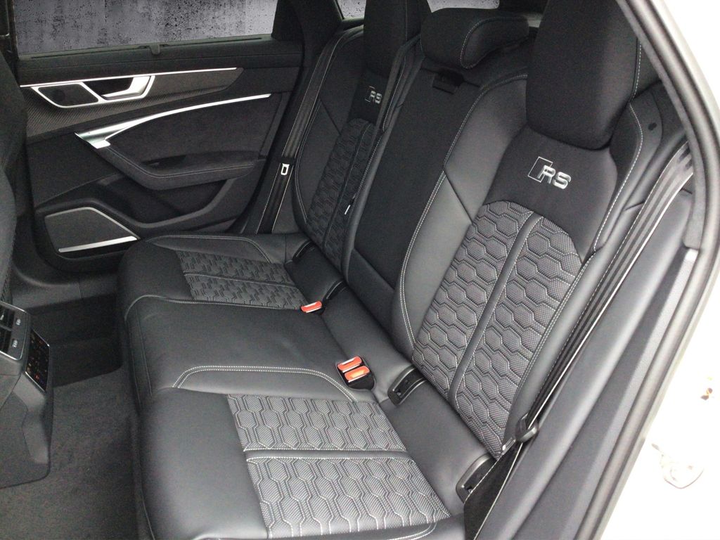 Audi RS6 2025