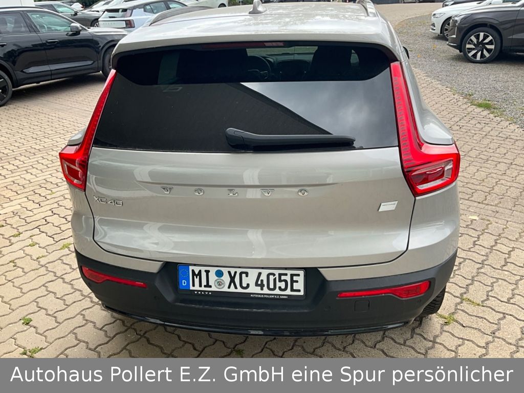 Volvo XC40 2025