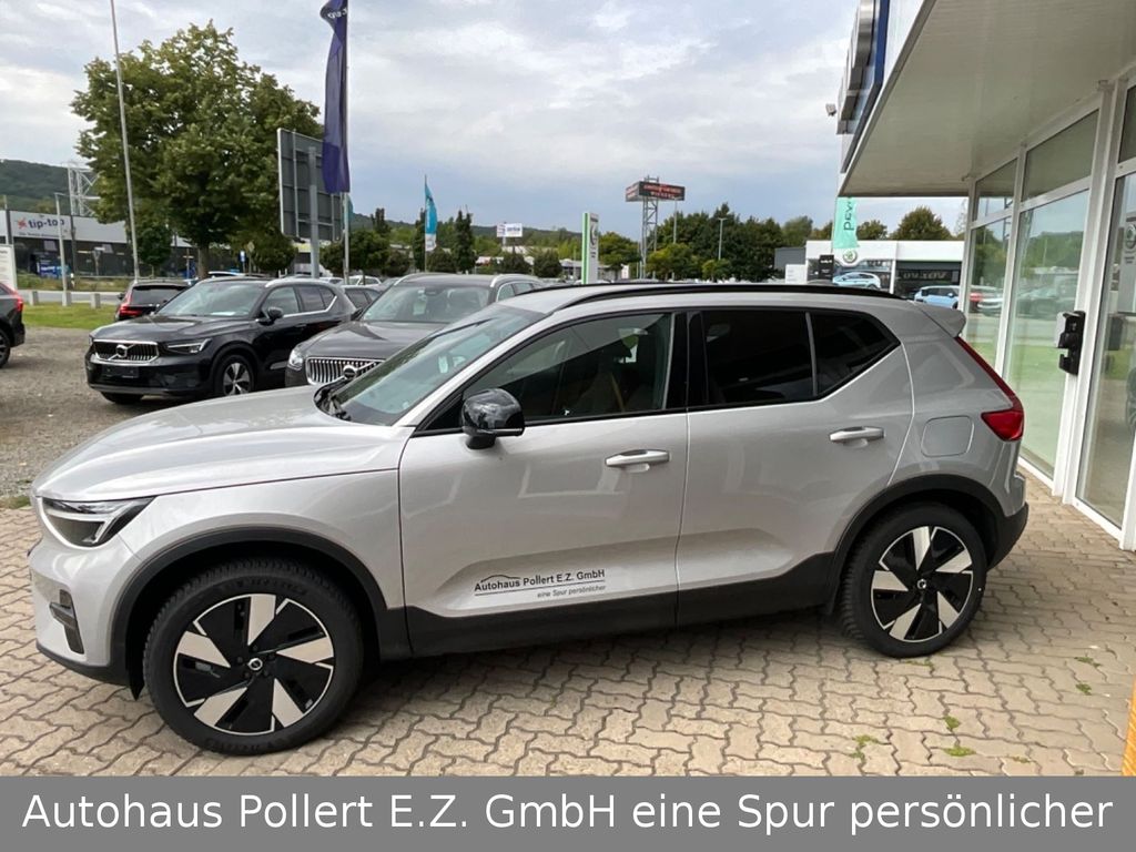 Volvo XC40 2025