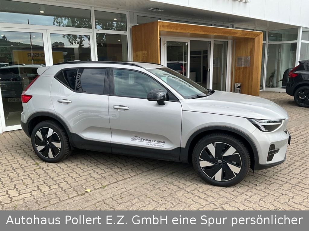 Volvo XC40 2025