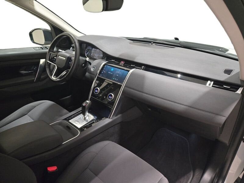 Land Rover Discovery Sport 2021