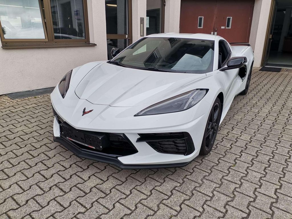Corvette C8 2025