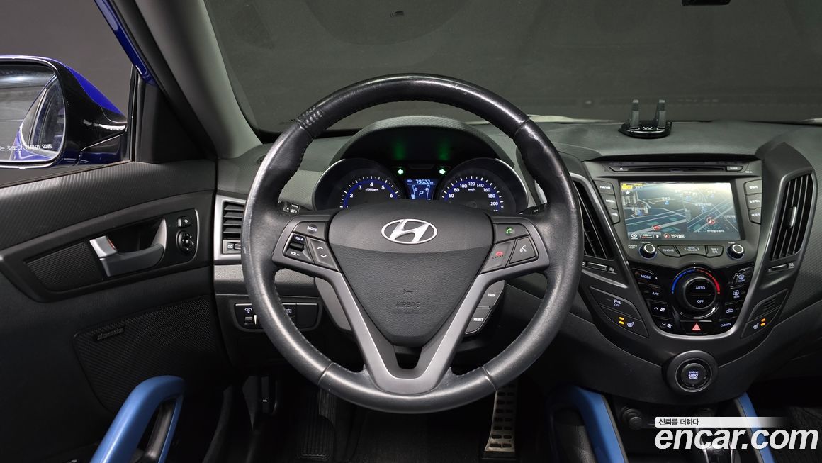 Hyundai Veloster 2013