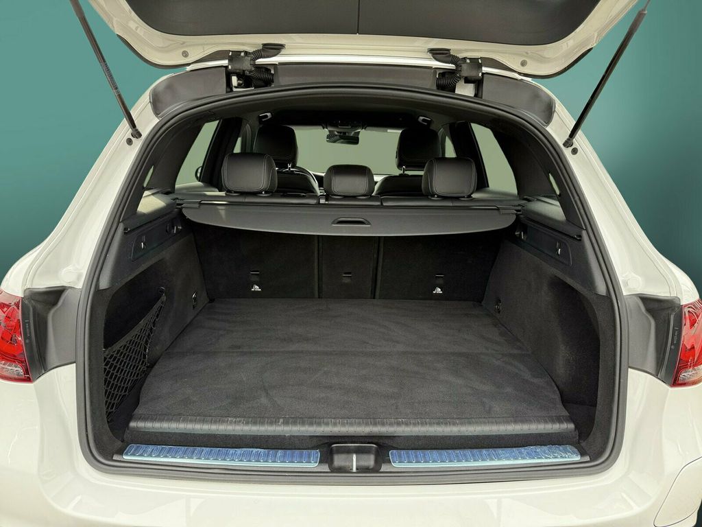 Mercedes-Benz GLC 300 2022