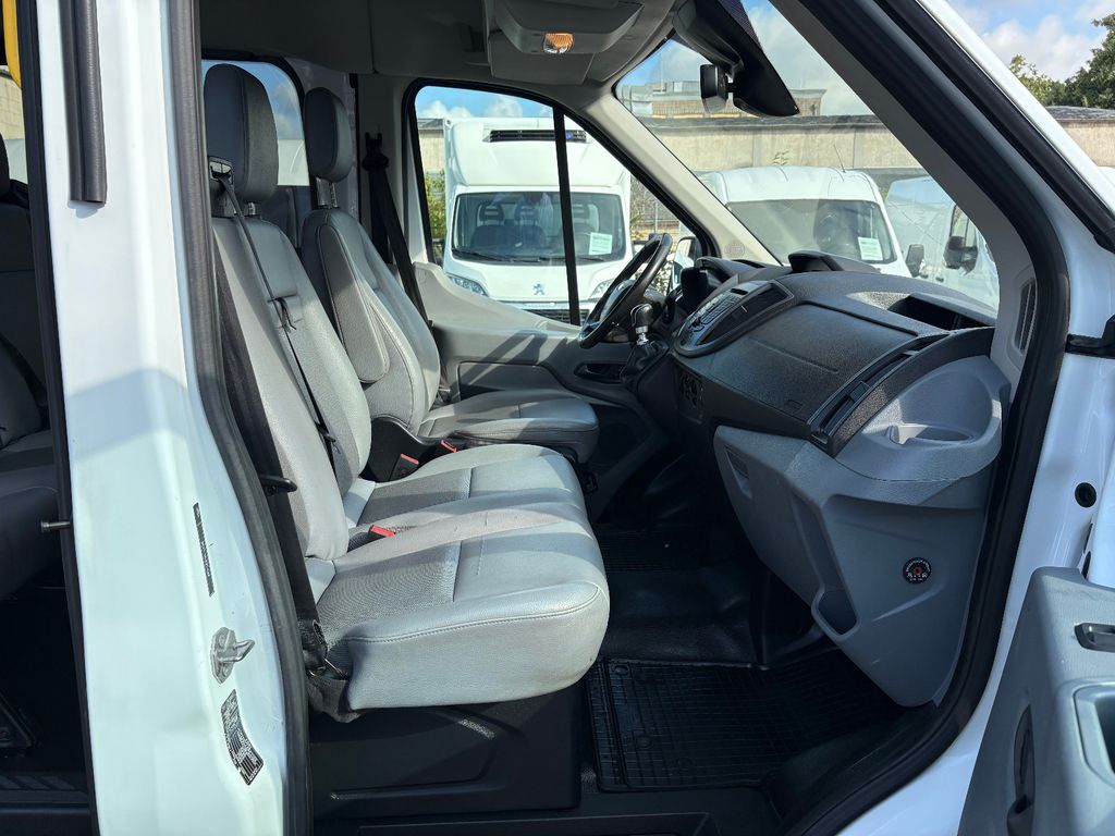 Ford Transit 2019