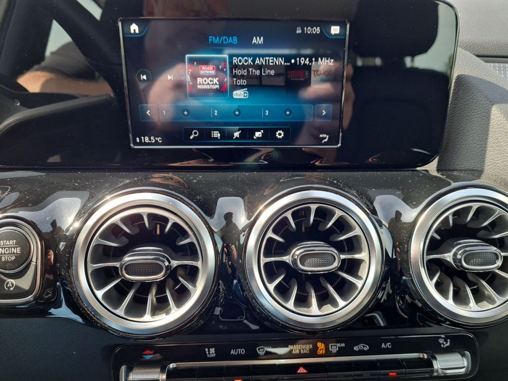 Mercedes-Benz B 220 2022