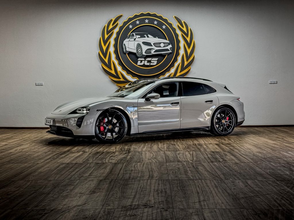 Porsche Taycan 2023