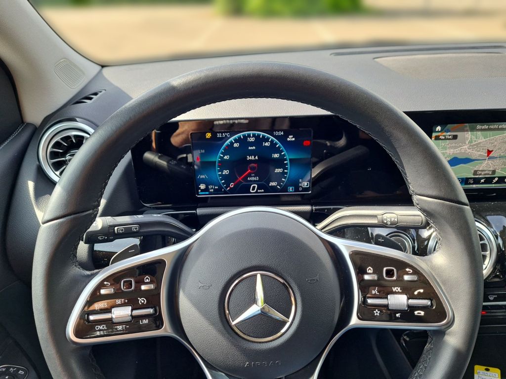 Mercedes-Benz B 220 2022