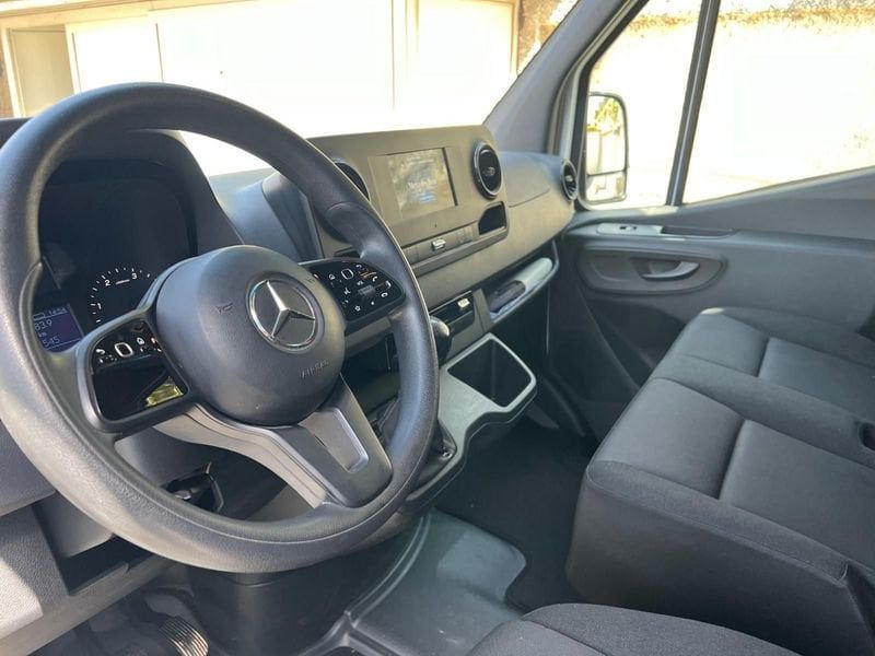 Mercedes-Benz Sprinter 2021