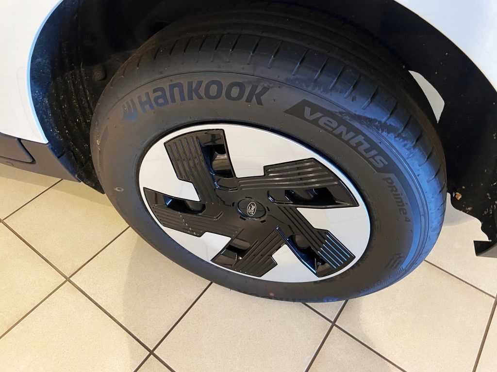 Ford Transit Courier 2025