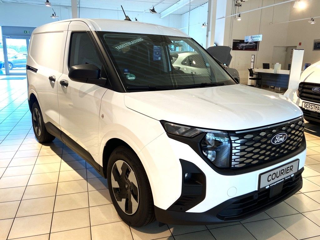 Ford Transit Courier 2025