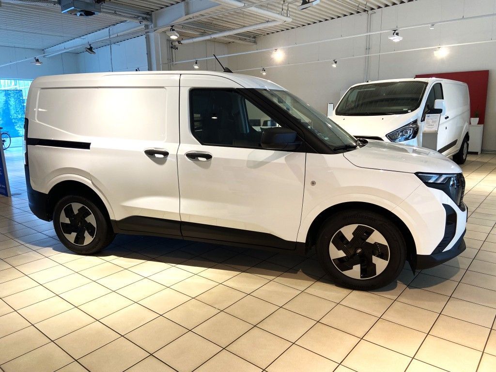 Ford Transit Courier 2025