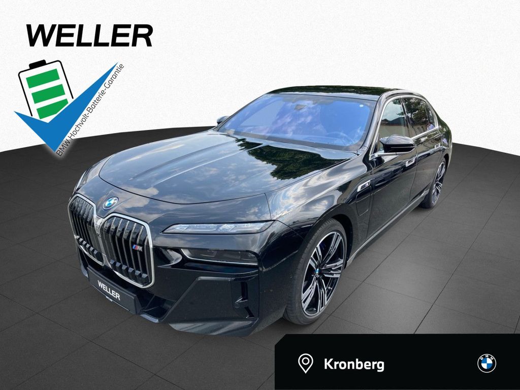 BMW M760 2024