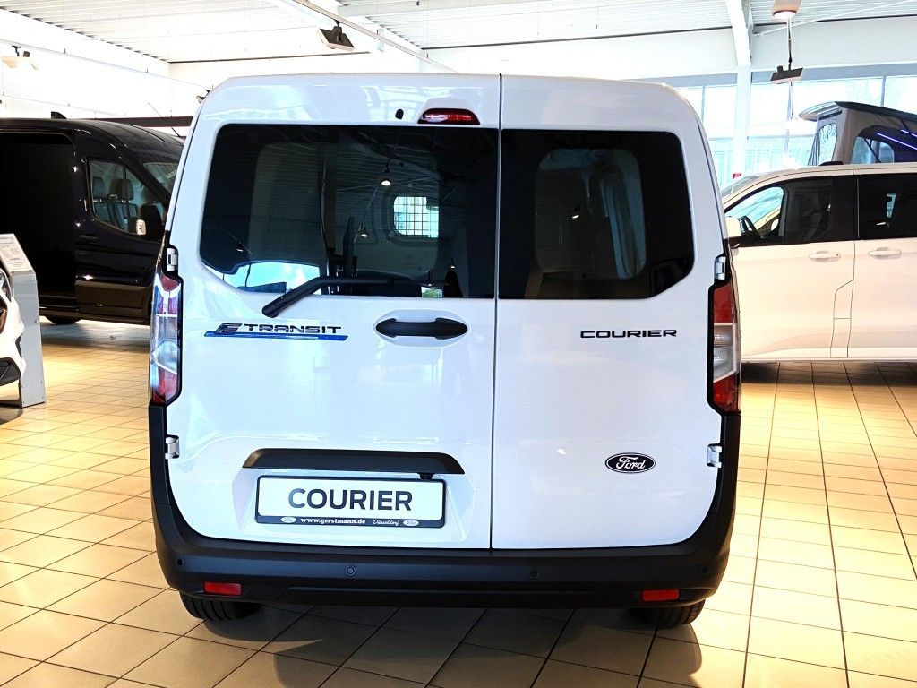 Ford Transit Courier 2025