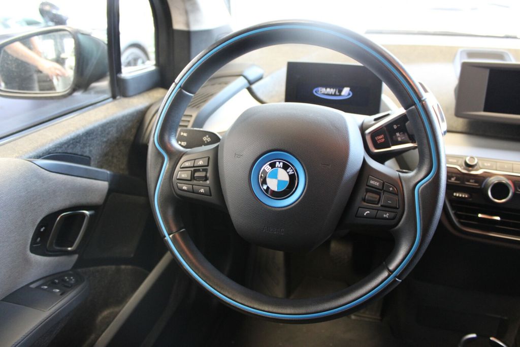 BMW i3 2022