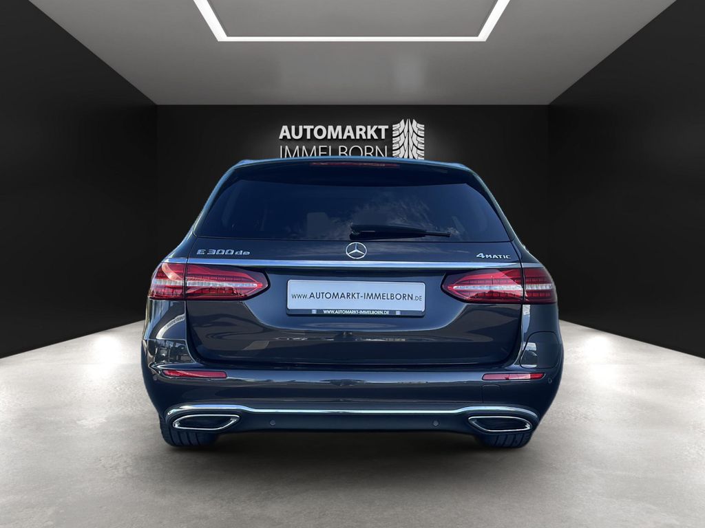 Mercedes-Benz E 300 2022
