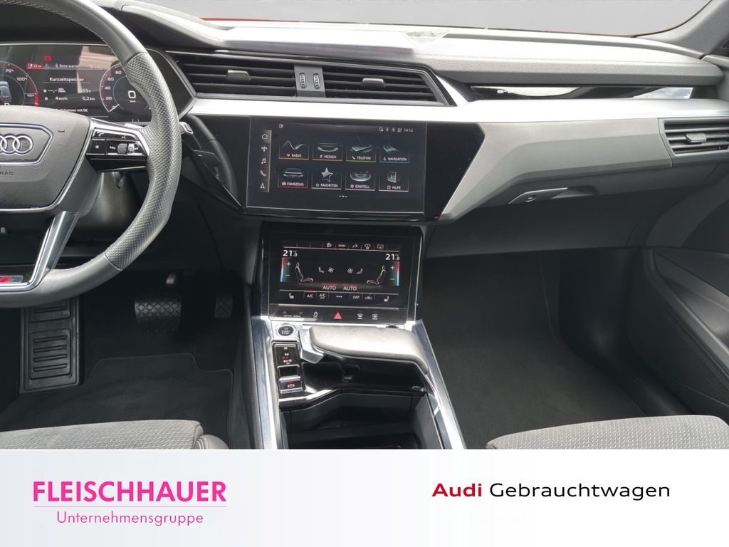 Audi e-tron 2022
