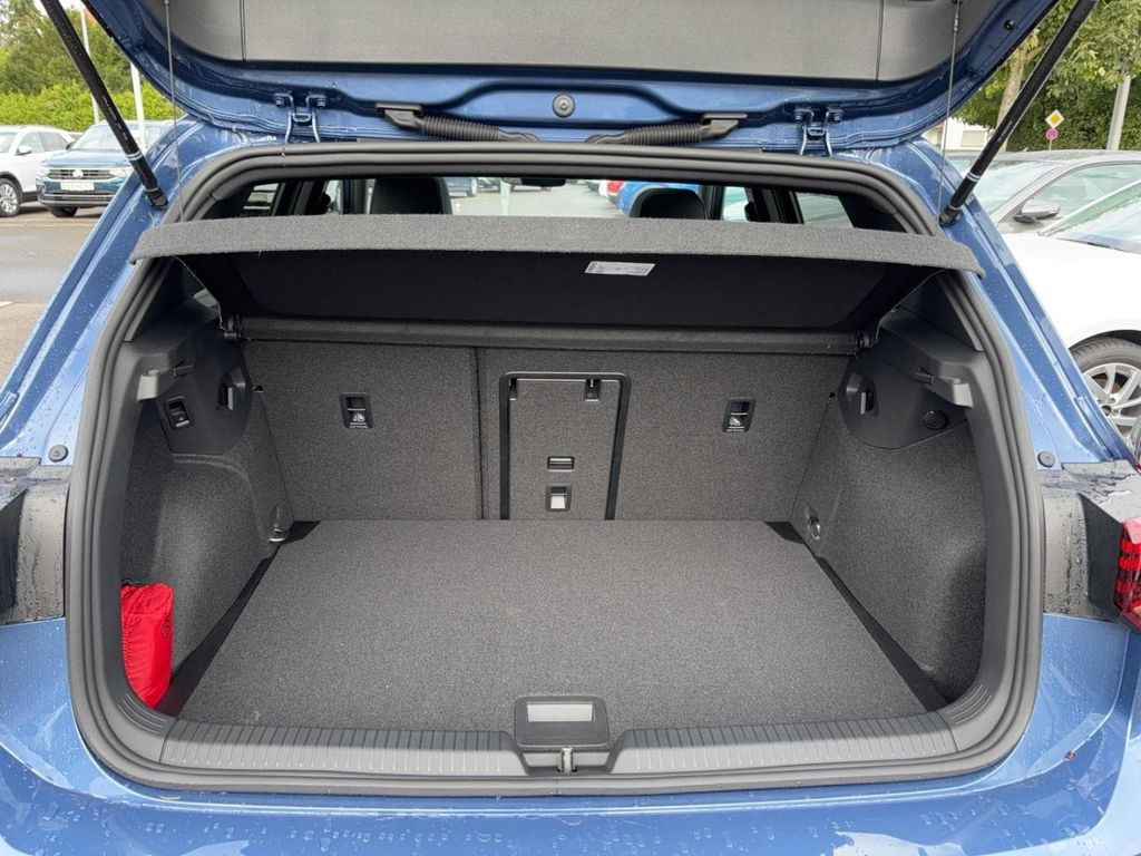 Volkswagen Golf 2024