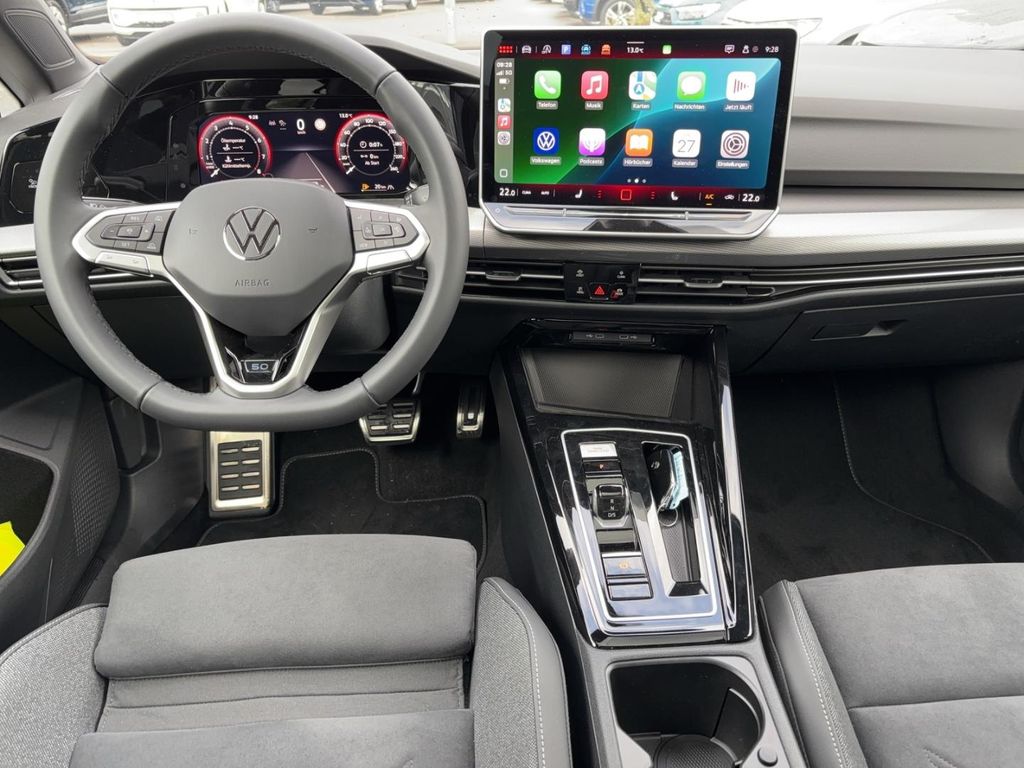 Volkswagen Golf 2024