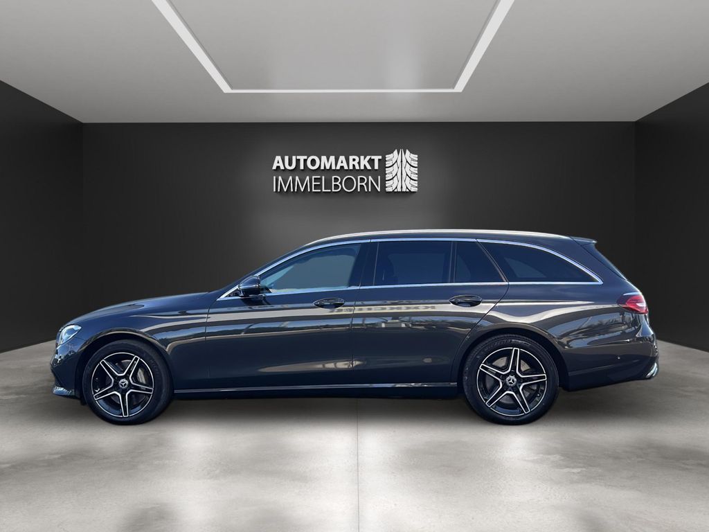 Mercedes-Benz E 300 2022