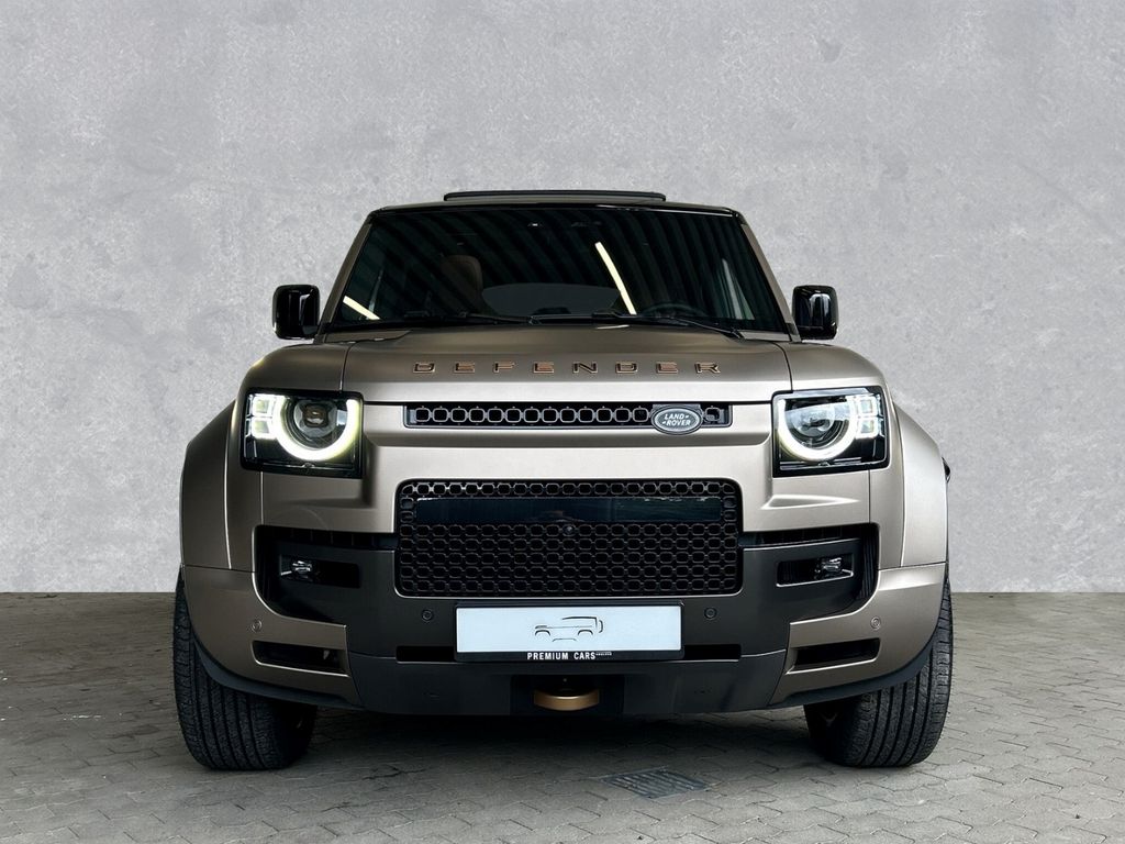 Land Rover Defender 2025