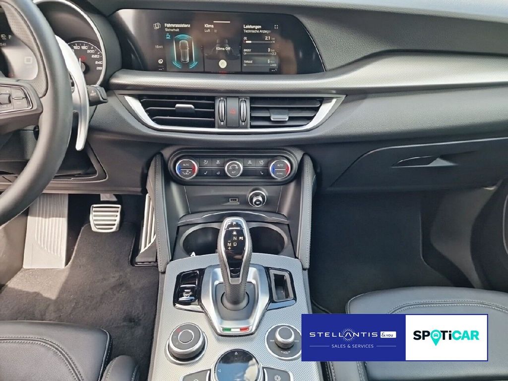 Alfa Romeo Stelvio 2023