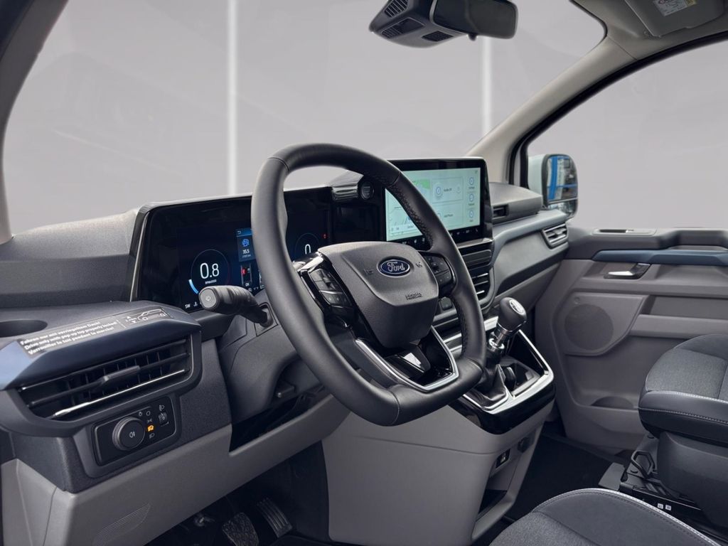 Ford Tourneo Custom 2025