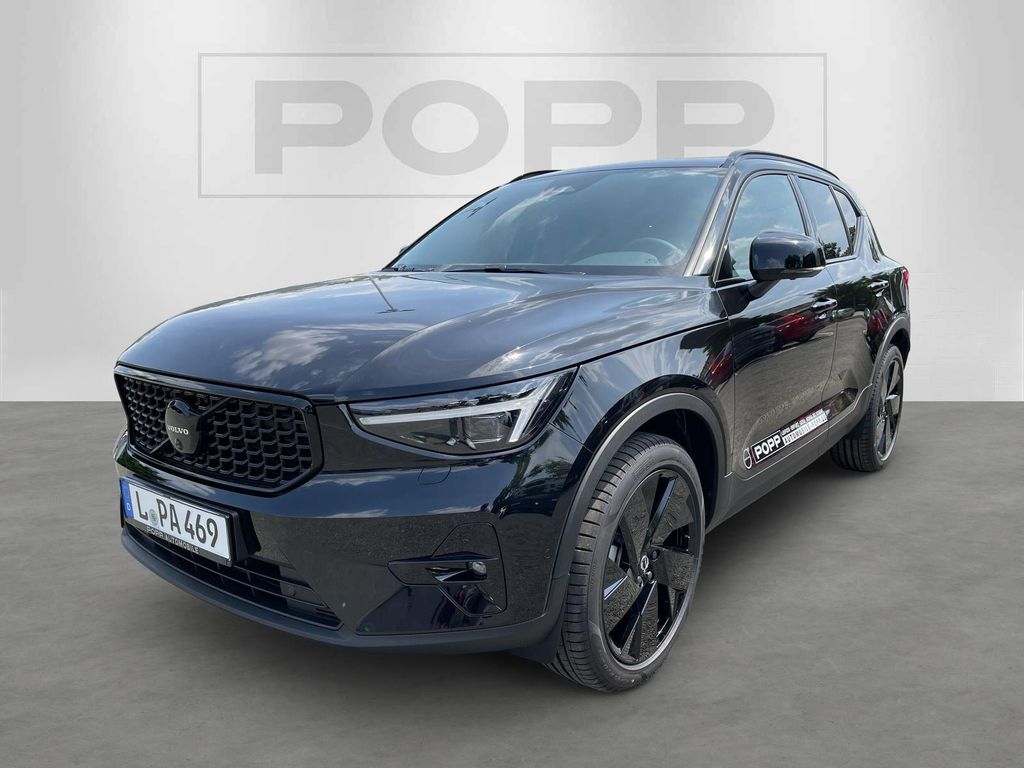 Volvo XC40 2025