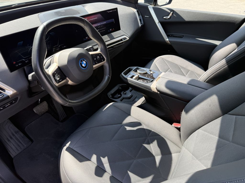 BMW iX 2021
