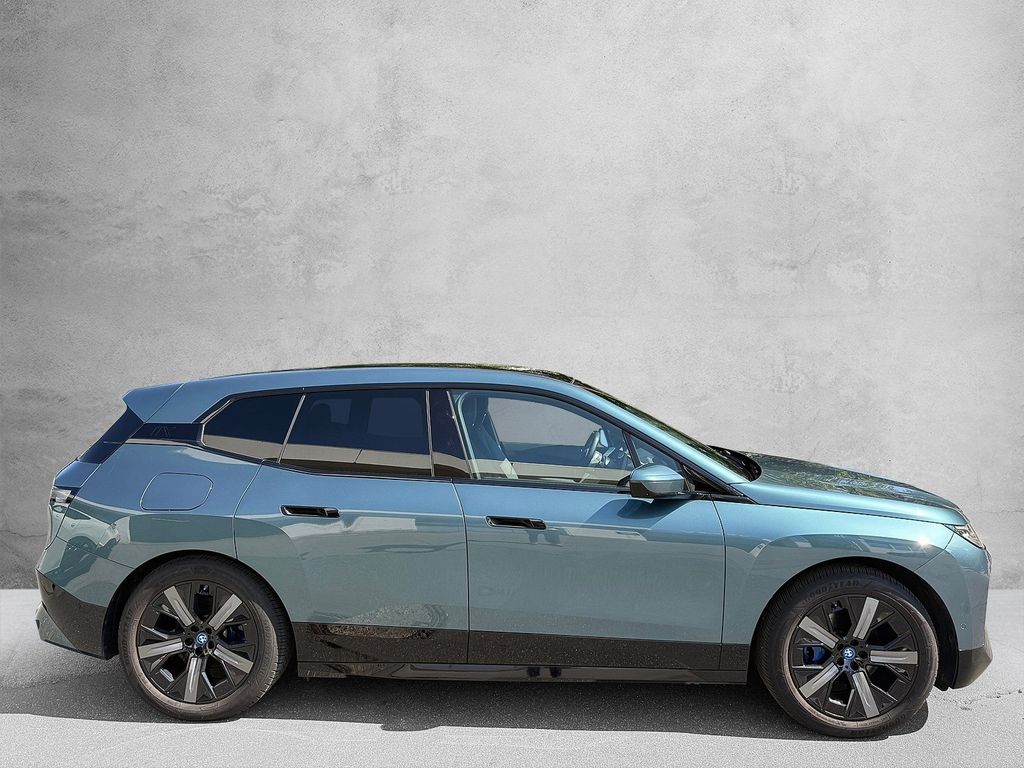 BMW iX 2021