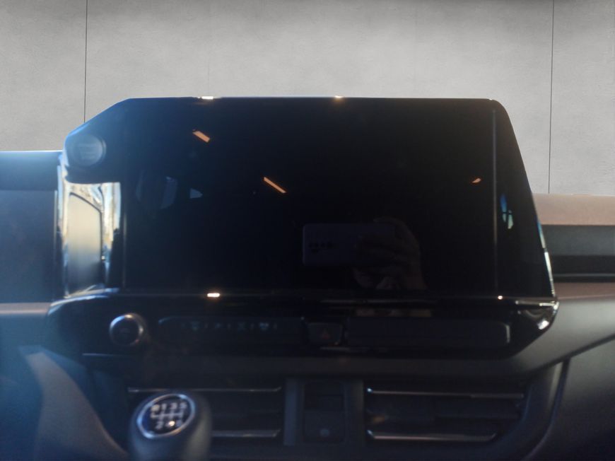 Ford Tourneo Custom 2025