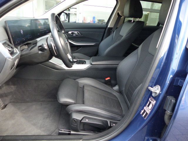 BMW 318 2022