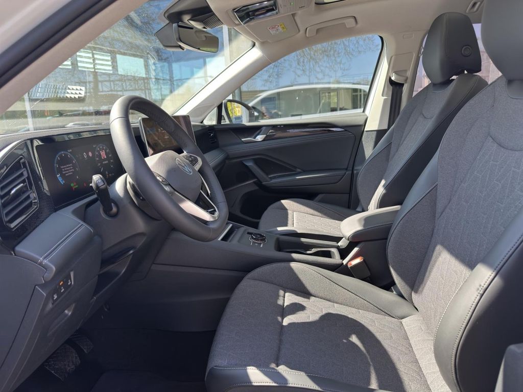 Volkswagen Tiguan 2025