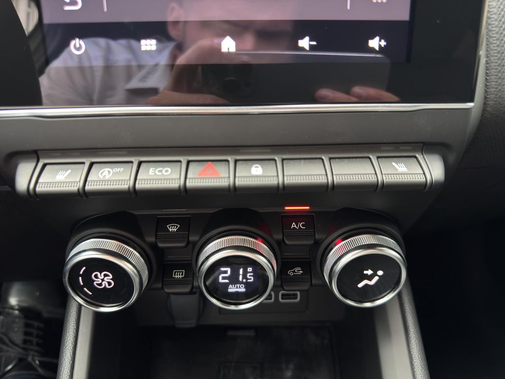 Mitsubishi Colt 2025