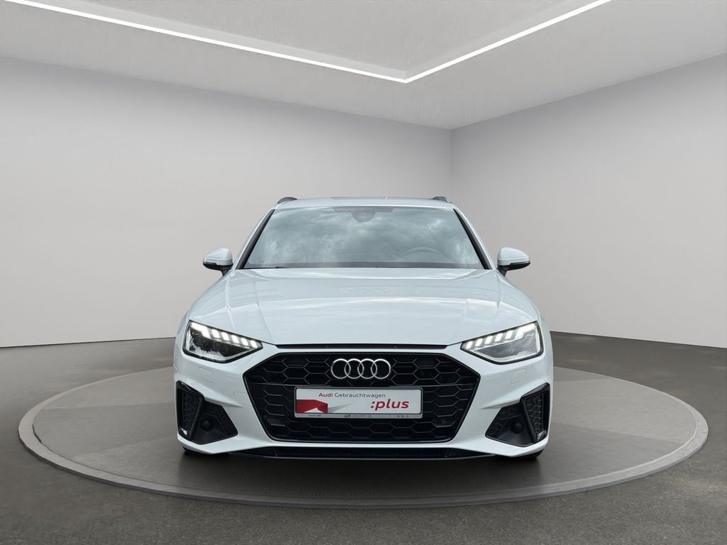 Audi A4 2023