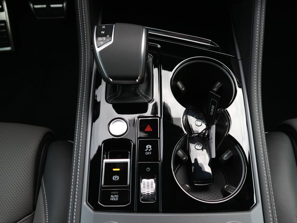 Volkswagen Touareg 2025