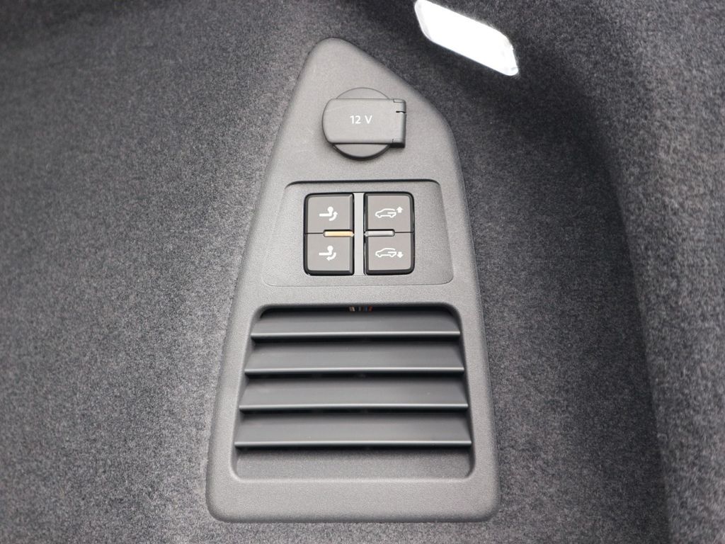 Volkswagen Touareg 2025