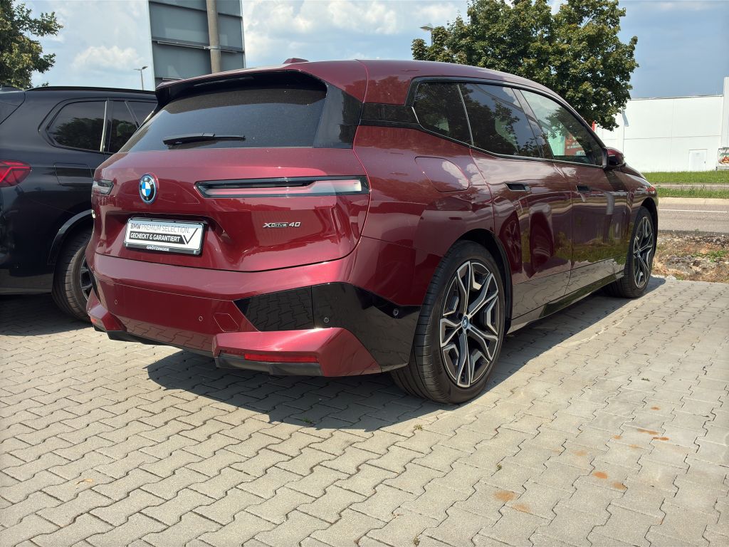 BMW iX 2022