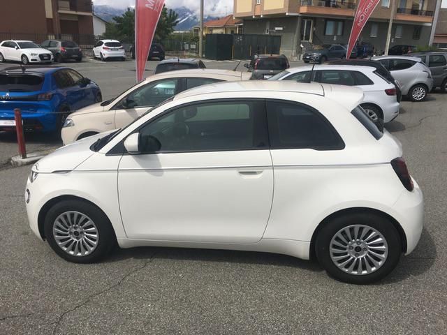 Fiat 500 2021