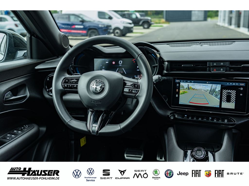 Alfa Romeo Junior 2025