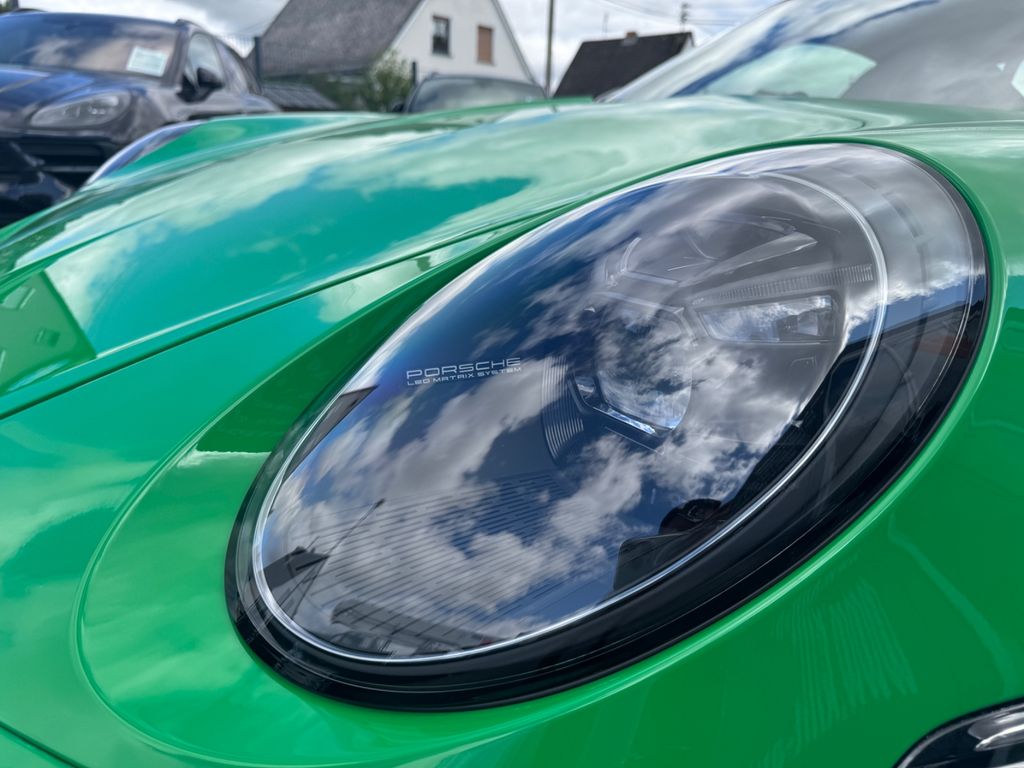 Porsche 992 2022