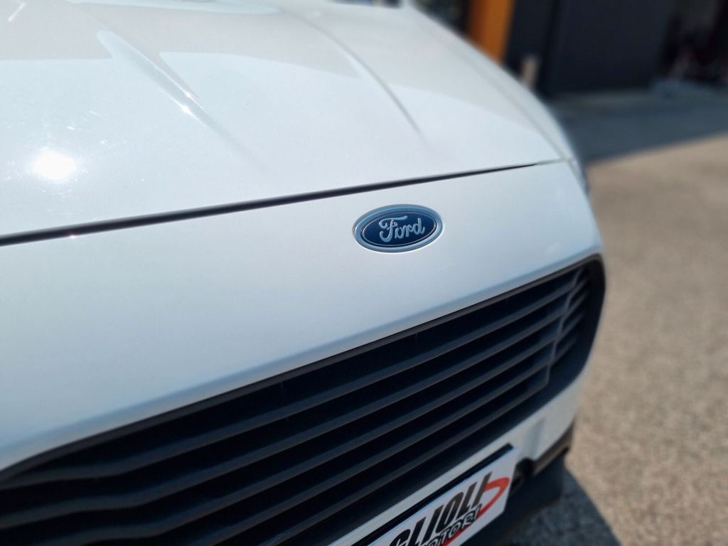 Ford Transit Courier 2022