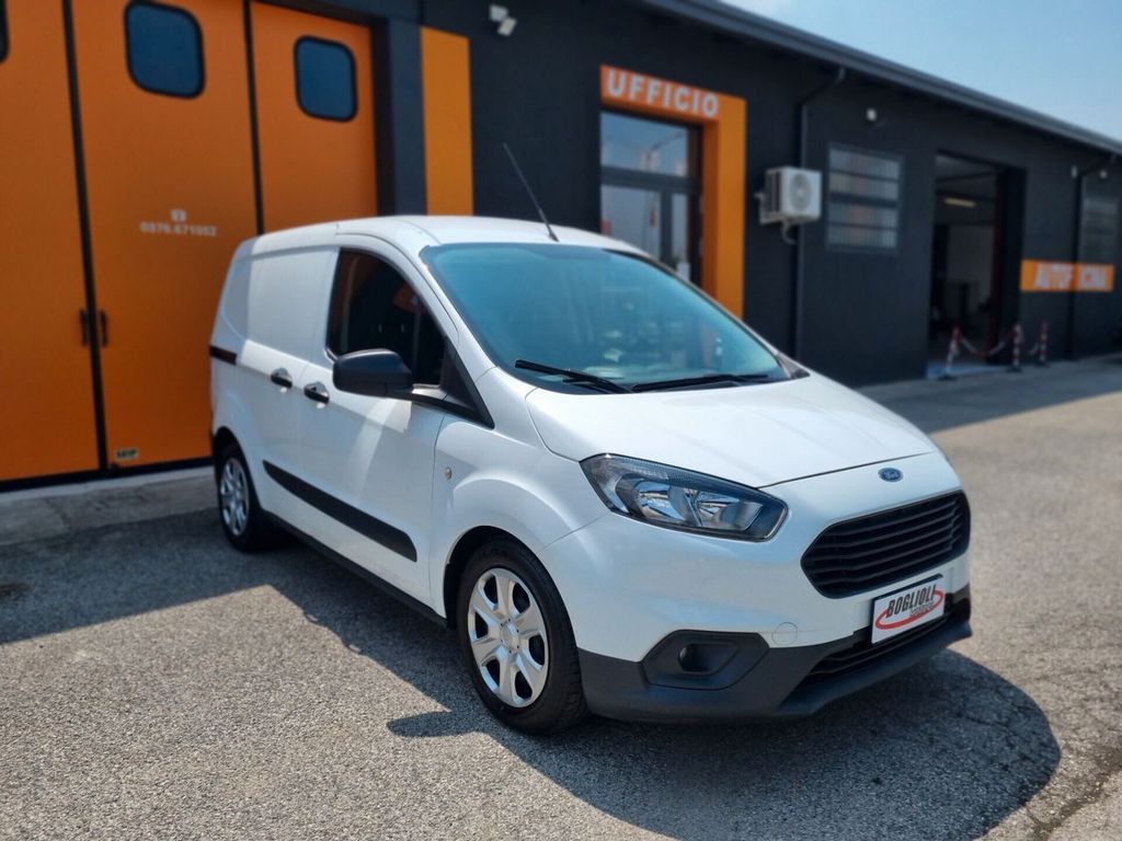 Ford Transit Courier 2022