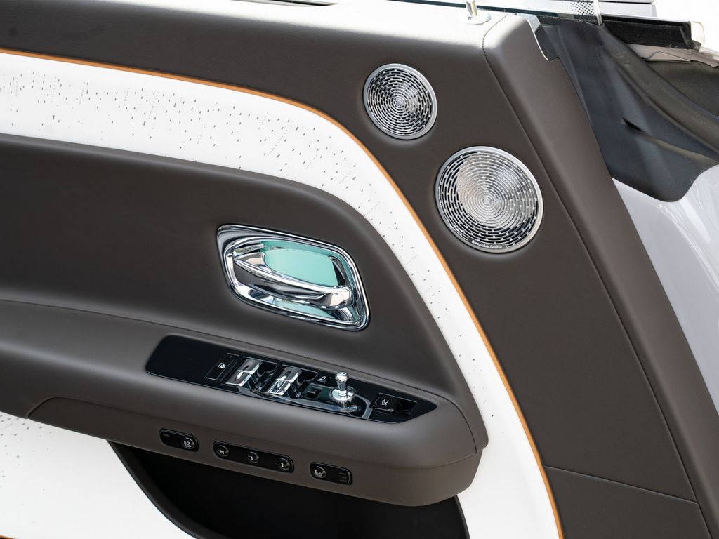 Rolls-Royce Spectre 2025