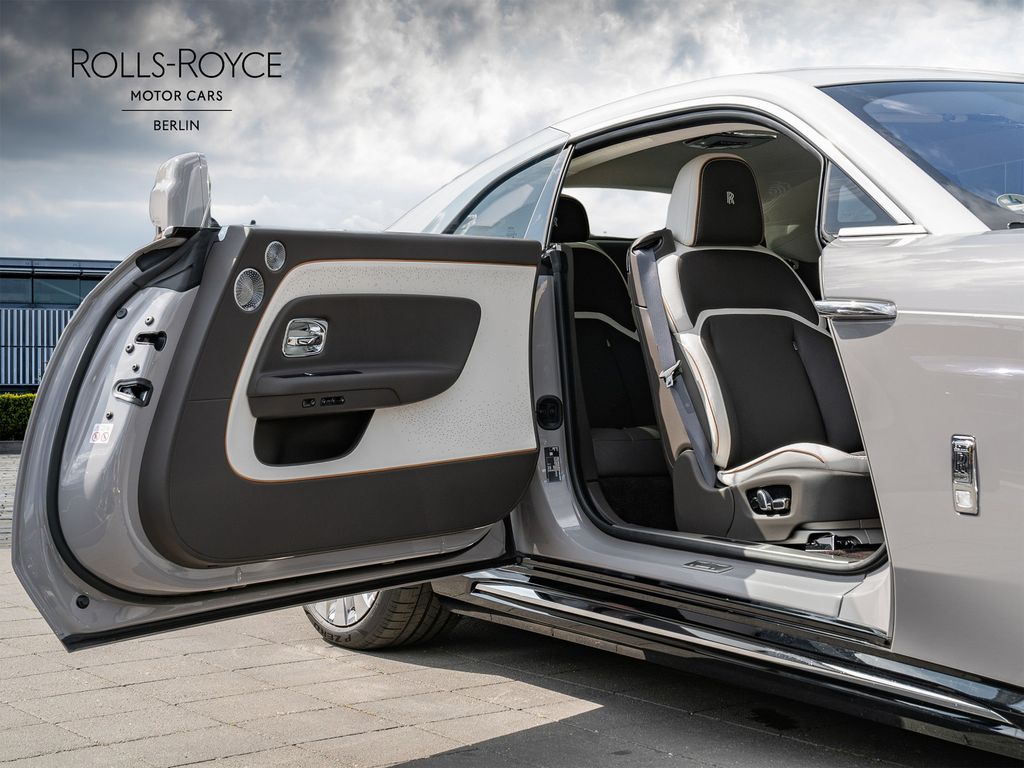 Rolls-Royce Spectre 2025