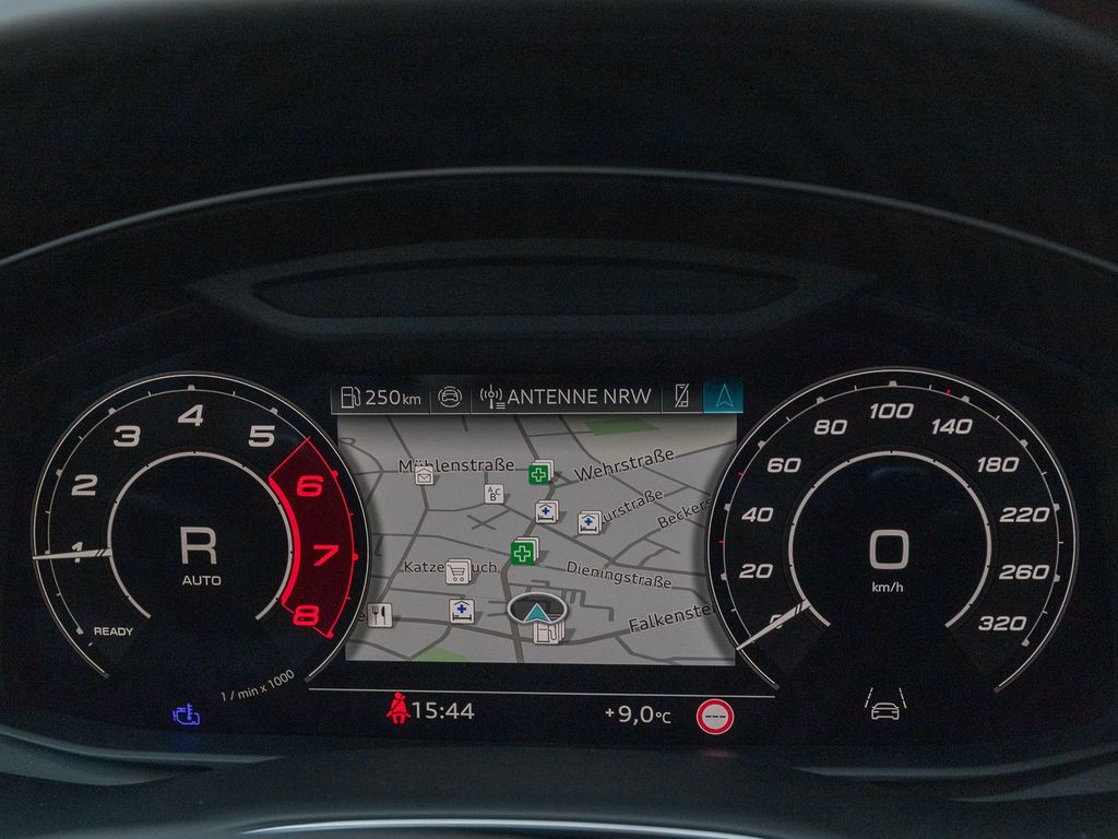 Audi RSQ8 2025