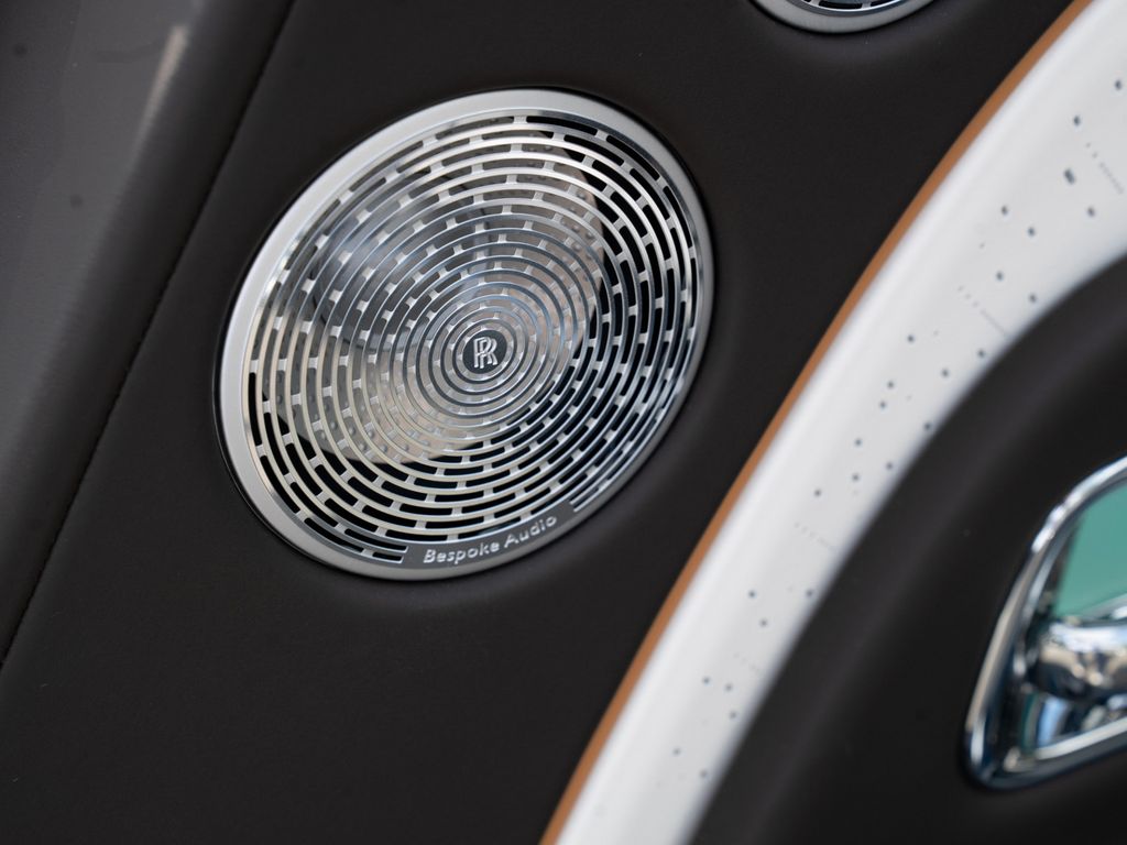 Rolls-Royce Spectre 2025